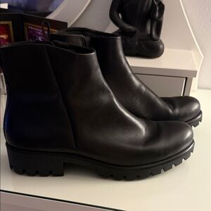 ♥️Ecco Modtray Water Resistant Black Leather Boots♥️